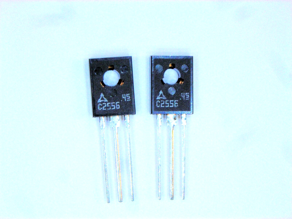 2SC2556 "Original" Panasonic (Matsushita) Transistor 2 pcs