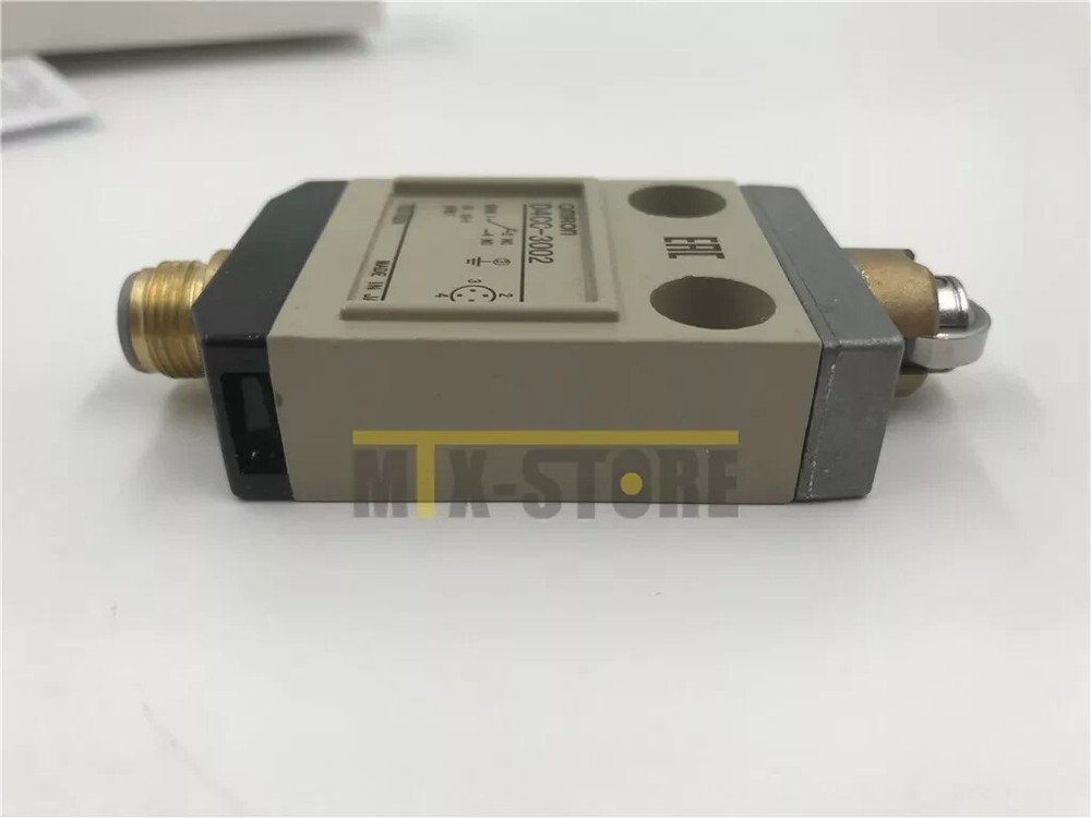 Omron-D4CC-3002 Limit Switch 1pcs NEW
