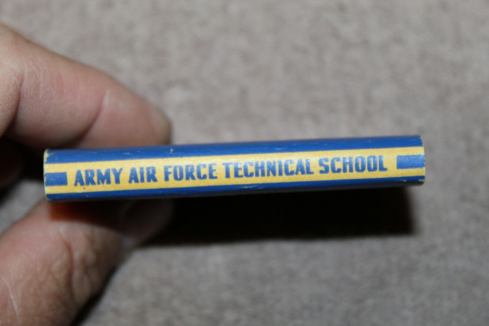 Original WW2 U.S. AAF Technical School Chanute Field, ILL. Full Match Pack