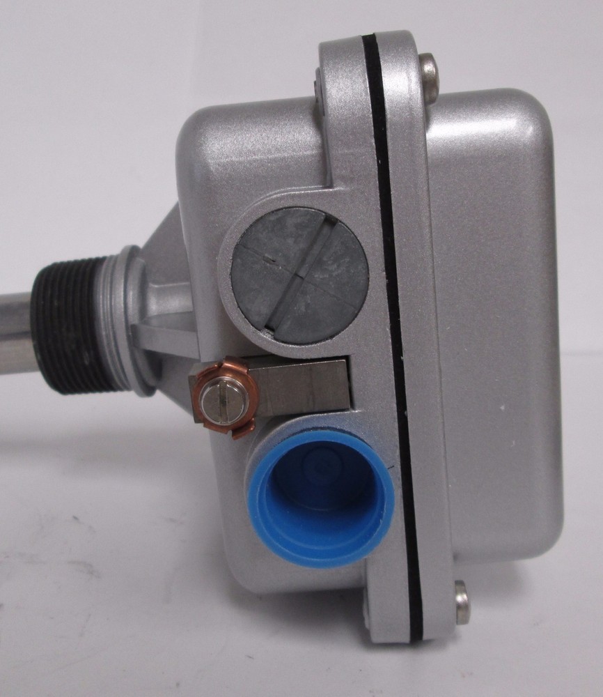 4B Components ATS7V0FC-300 Radio Frequency Capacitance Point Level Indicator