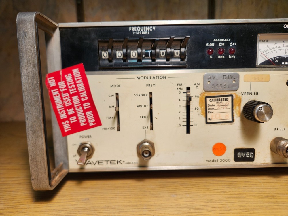 WAVETEK 3000 SIGNAL GENERATOR, Untested for repair