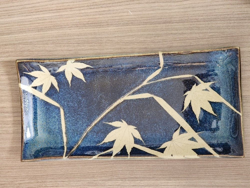 Kaleidoscaope Pottery Medium Dark Grass Patterned Blue Tray