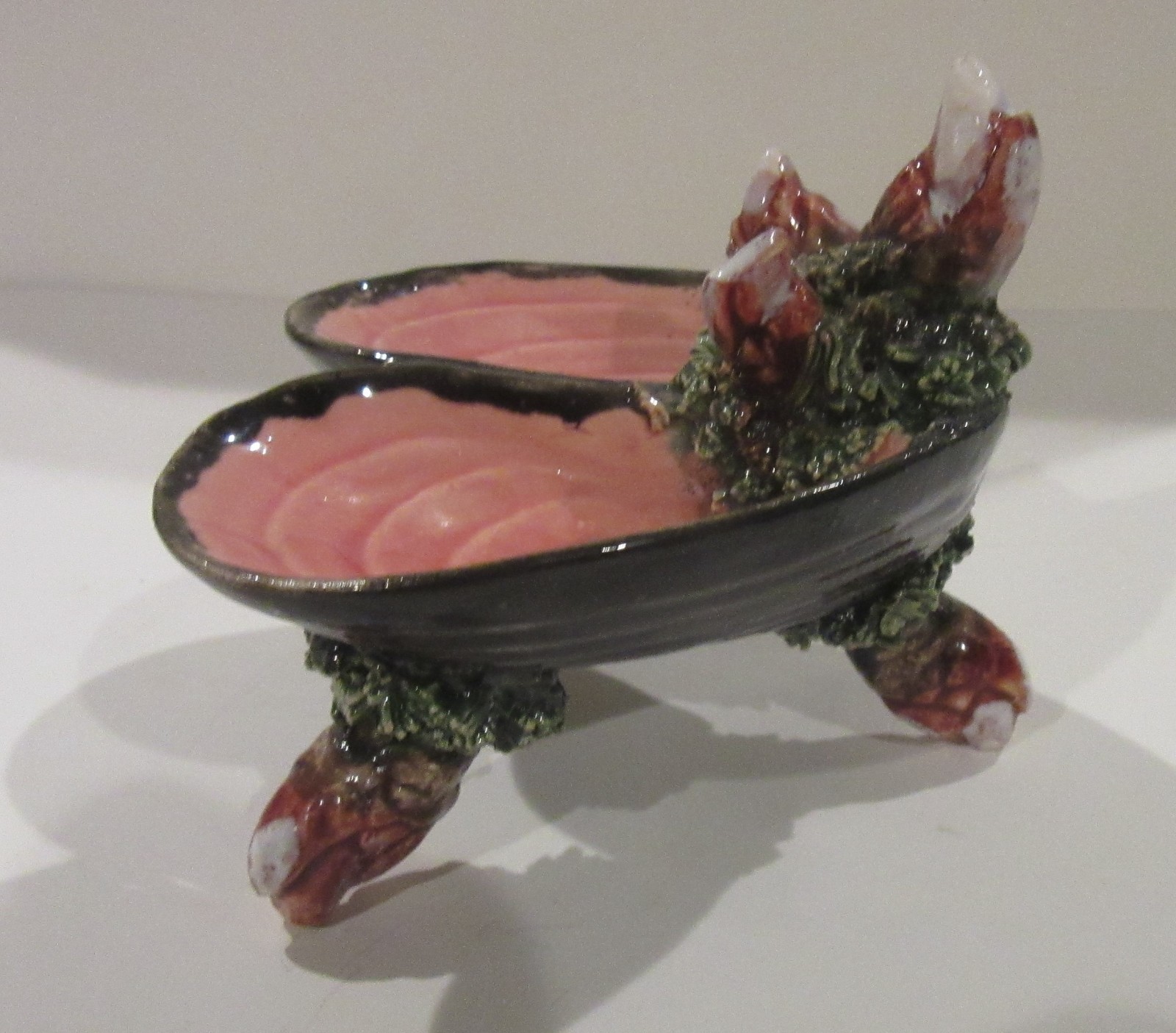 Ca 1880 Majolica Palissy Ware Open Salt Mussel Shells Crab Legs