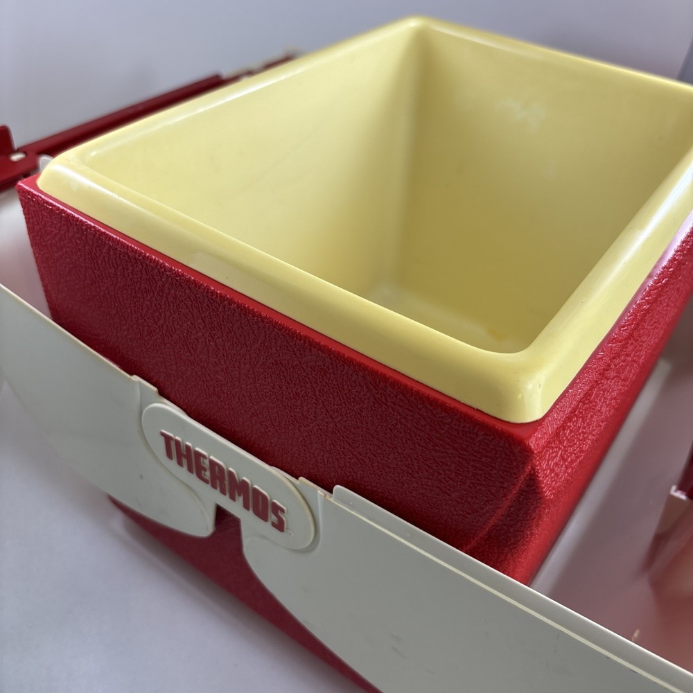 Thermos l’il Cool Date Lunchbox Model 7707 Split Lid