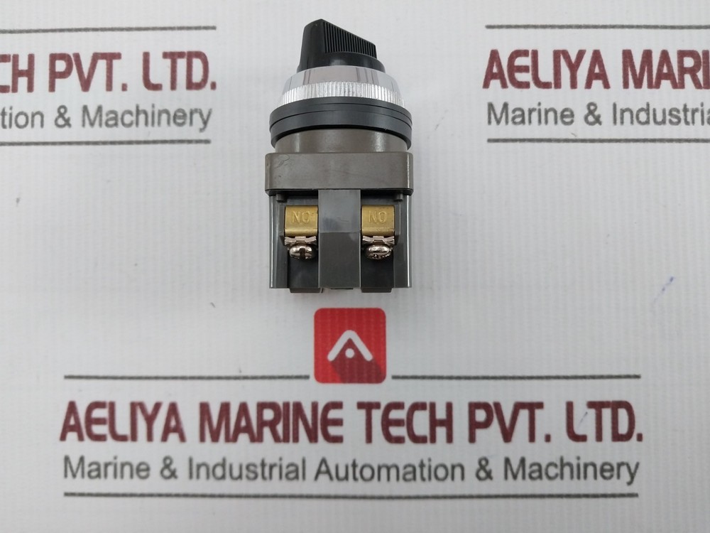 IDEC ASN Selector Switch AC125V/5A AC300V/3A
