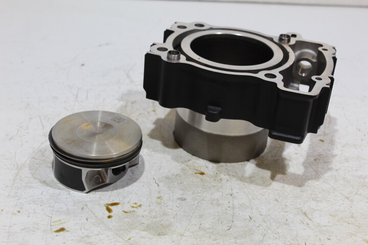 2016 INDIAN SCOUT SIXTY FRONT ENGINE MOTOR PISTON CYLINDERS BLOCK JUG