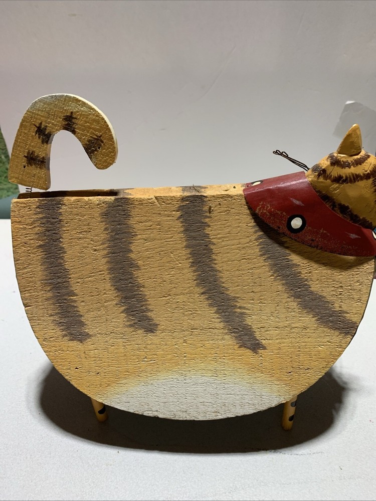 cat bird house