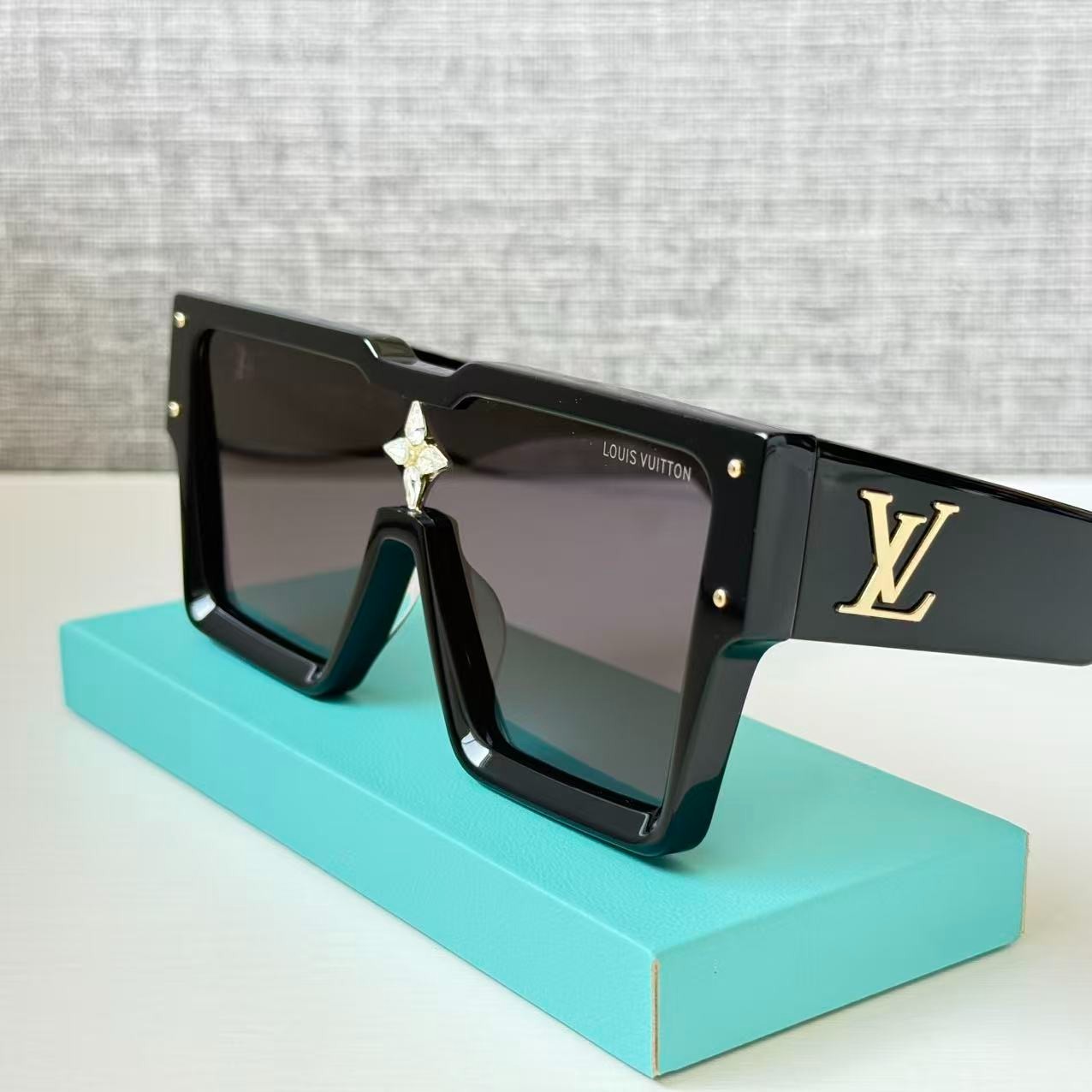 Louis Vuitton Z1578E “Cyclone” Black Sunglasses Adorned with Swarovski Crystals