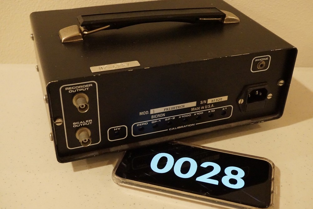 Bicron Frisktech Benchtop Radiation Meter 0028