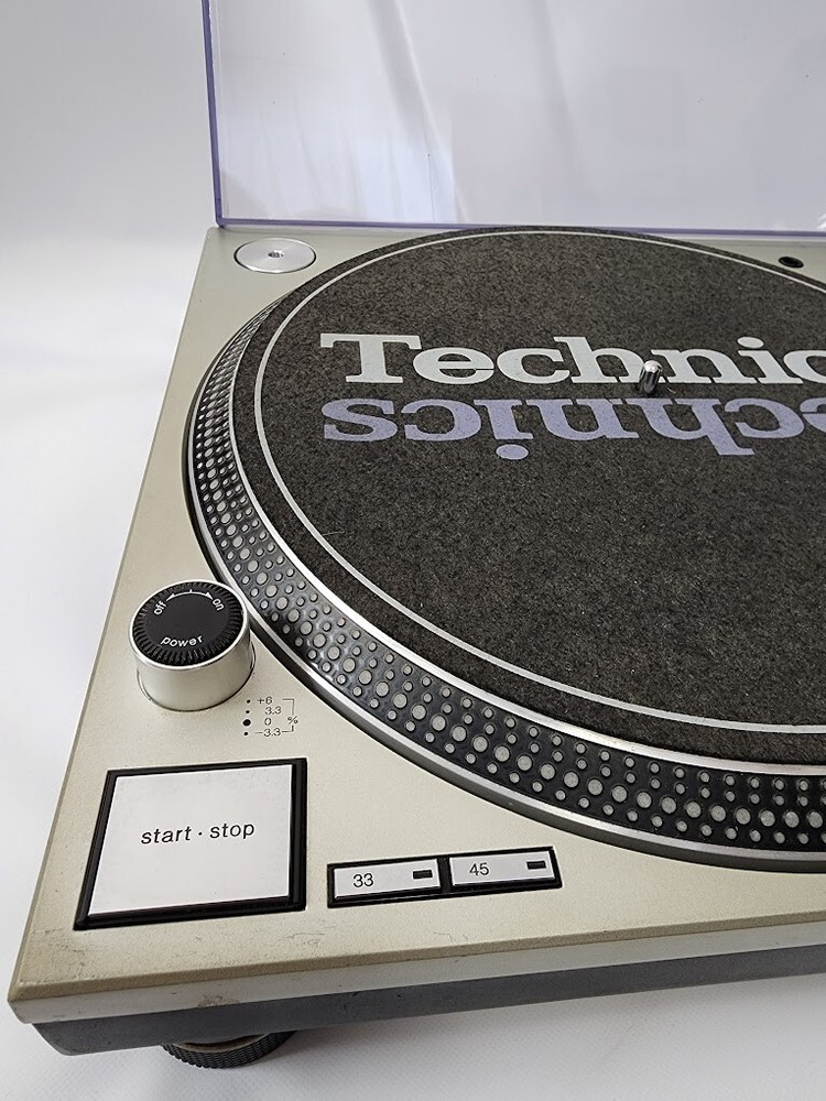Technics SL-1200MK3D silver DJ Turntable record