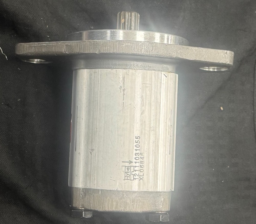 9727100700 HYDRAULIC PUMP