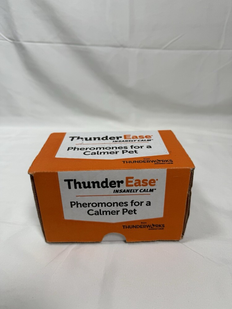 (6)ThunderEase Calming Diffuser Refill Pheromones For Cat 30 Day Refill READ