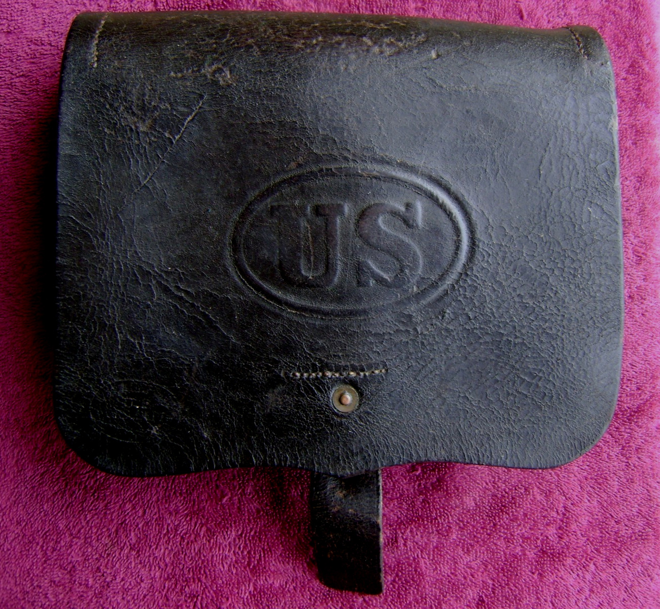 ORIGINAL US CIVIL WAR MODEL 1864 CARTRIDGE BOX w/TINS