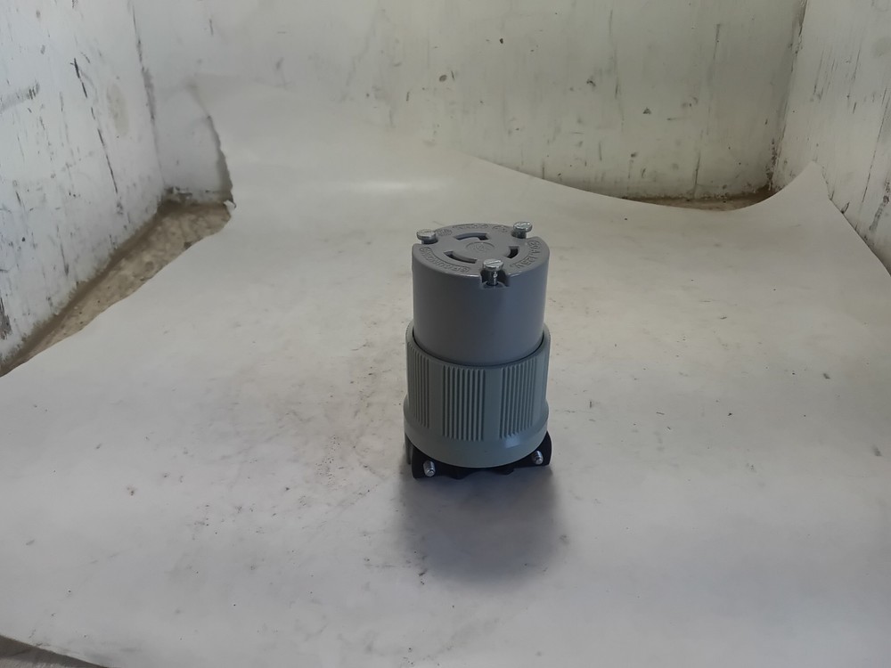 Cooper Crouse-Hinds 6204 Locking Connector (G10E)