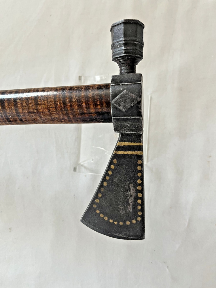 Pipe Tomahawk with inlay