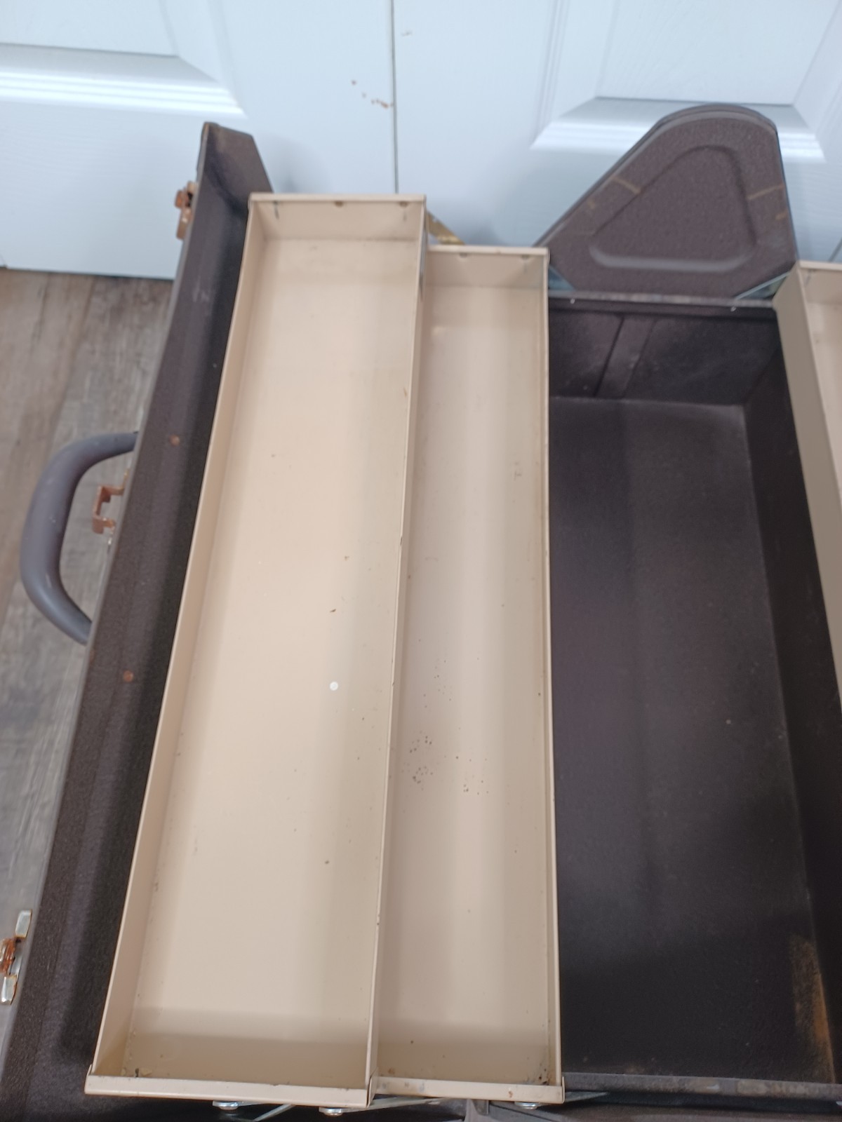 VINTAGE KENNEDY 1022 CANTILEVER MECHANIC TOOL CHEST BOX 22” x 10” x 12-3/4”H