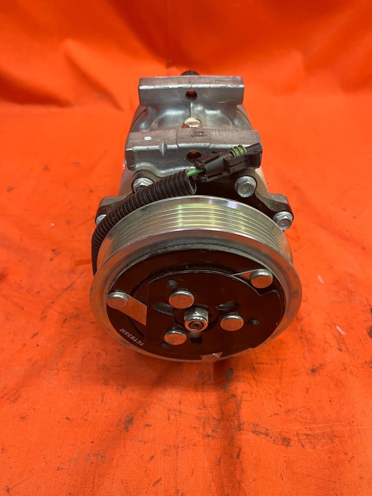 SANDEN CORP MODEL 4727 AIR CONDITIONING COMPRESSOR