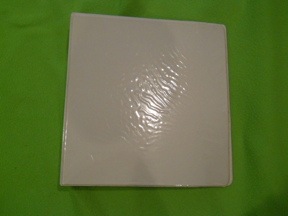 Business Source Round-ring White View Binder - 1" Binder Capacity .