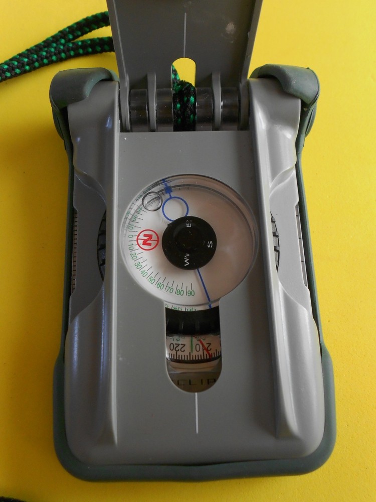 NOS Brunton 8099 ECLIPSE COMPASS w/ Instruction Manual