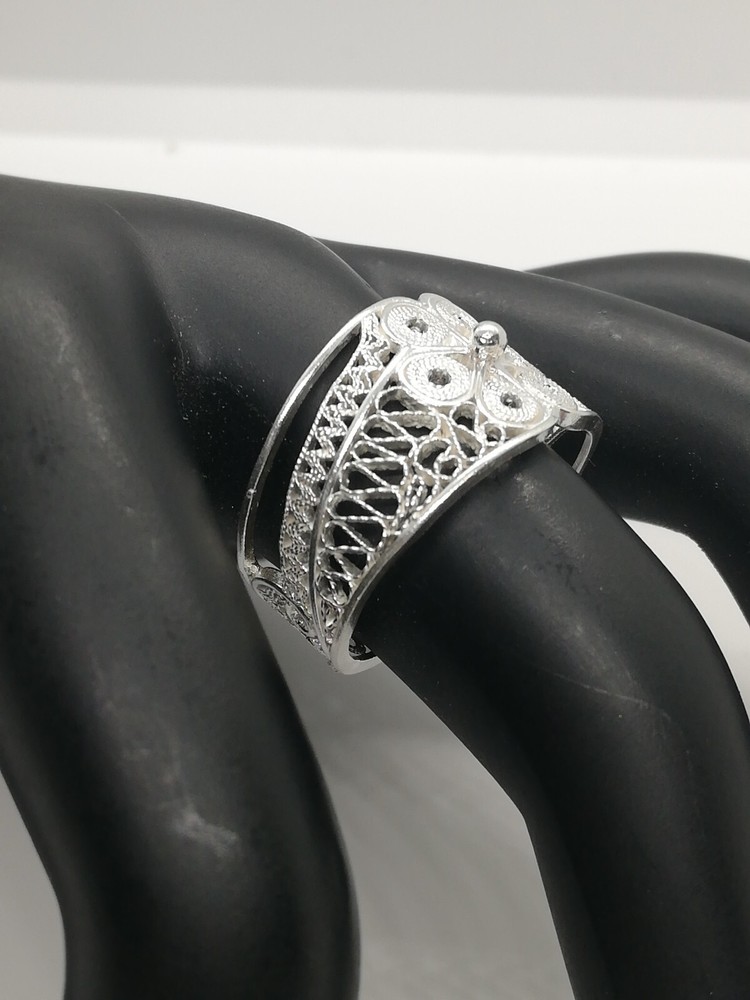 . 970 Solid Silver Women's Ring Size 8 Filigree New.