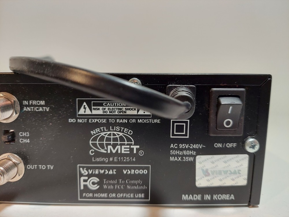 Xtreme VS Viewsat Digital Satellite Receiver VS2000 With Cables *No remote
