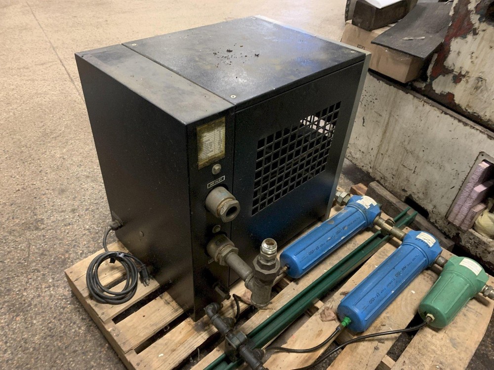 MACAIR Model HX100A Air Dryer
