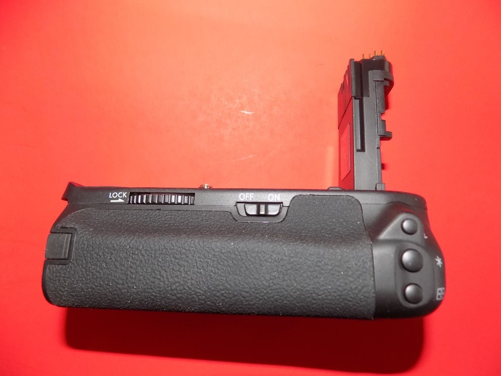Multi Power Battery Pack Grip Holder for EOS 6D MarkII 6DII Camera as BG-E21