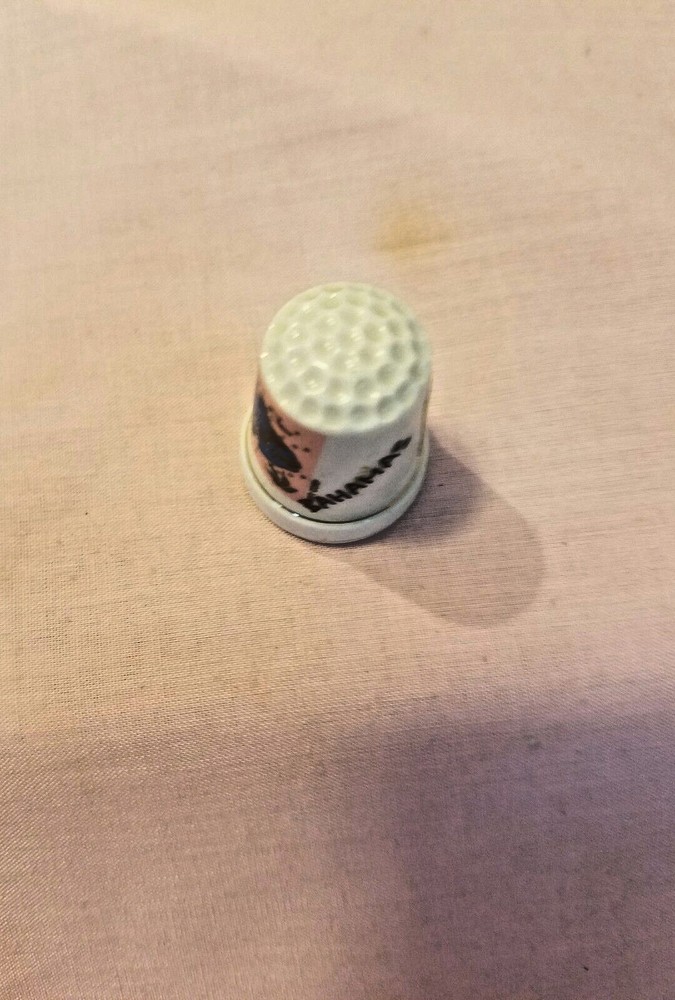 FINE PORCELAIN THE BAHAMAS THIMBLE