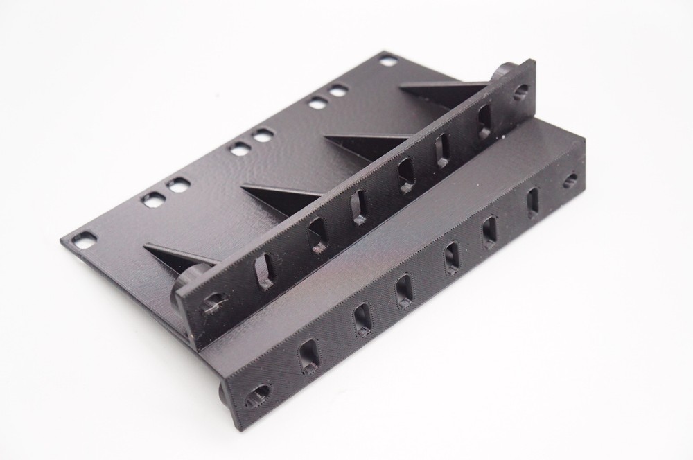 Simple Rack Ear Mounts (2-Pack) for Presonus NSB 16.8 AVB-Networked Digital