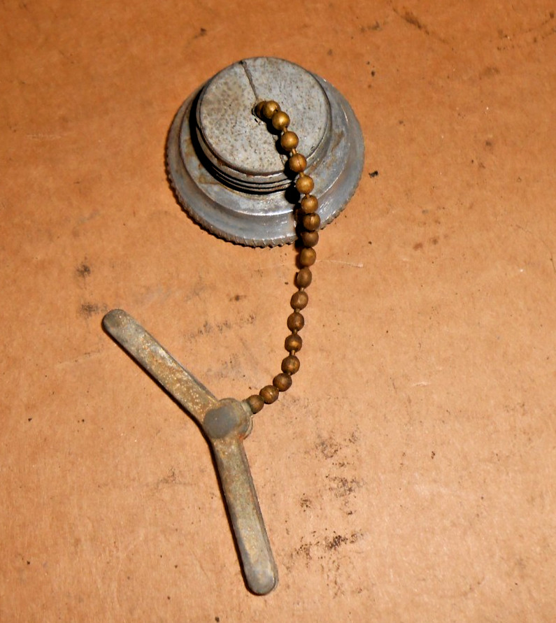 Maytag twin 72 cylinder engine fuel gas cap
