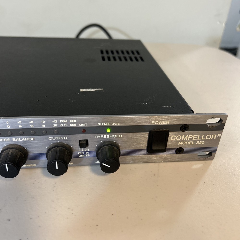 Aphex COMPELLOR Model 320 stereo audio level controller USED•TESTED
