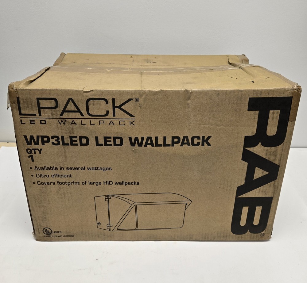 LPACK WP3LED55 WALLPACK. 55W COOL LED WITH COVER, BRONZE.