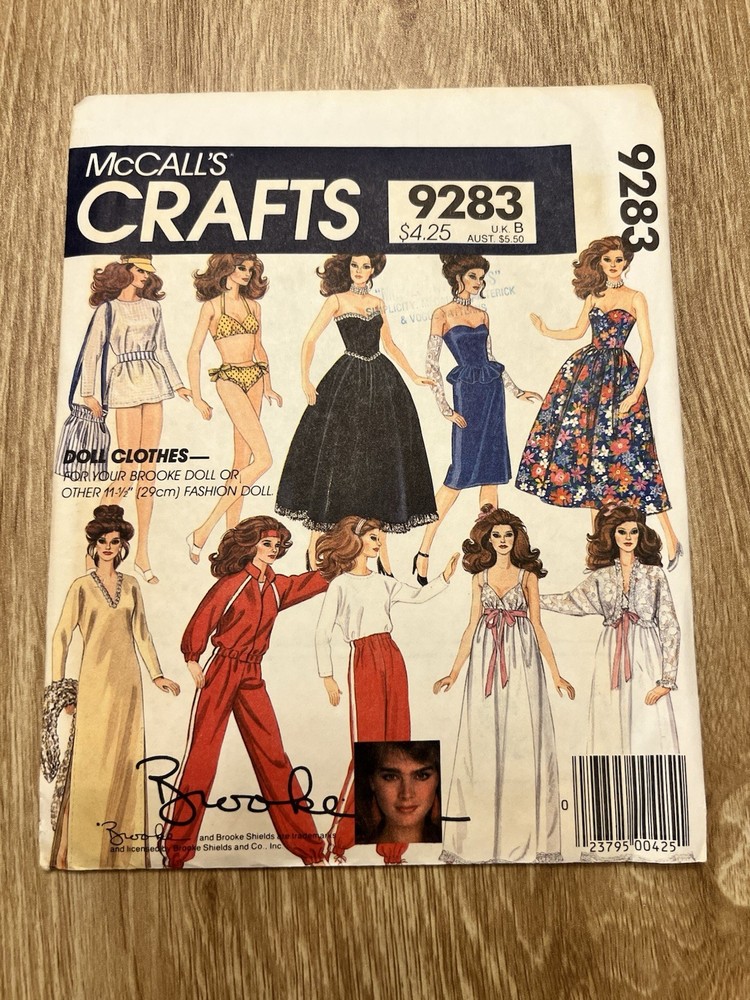 vintage Simplicity sewing pattern model 6967 wardrobes 11.5” dolls