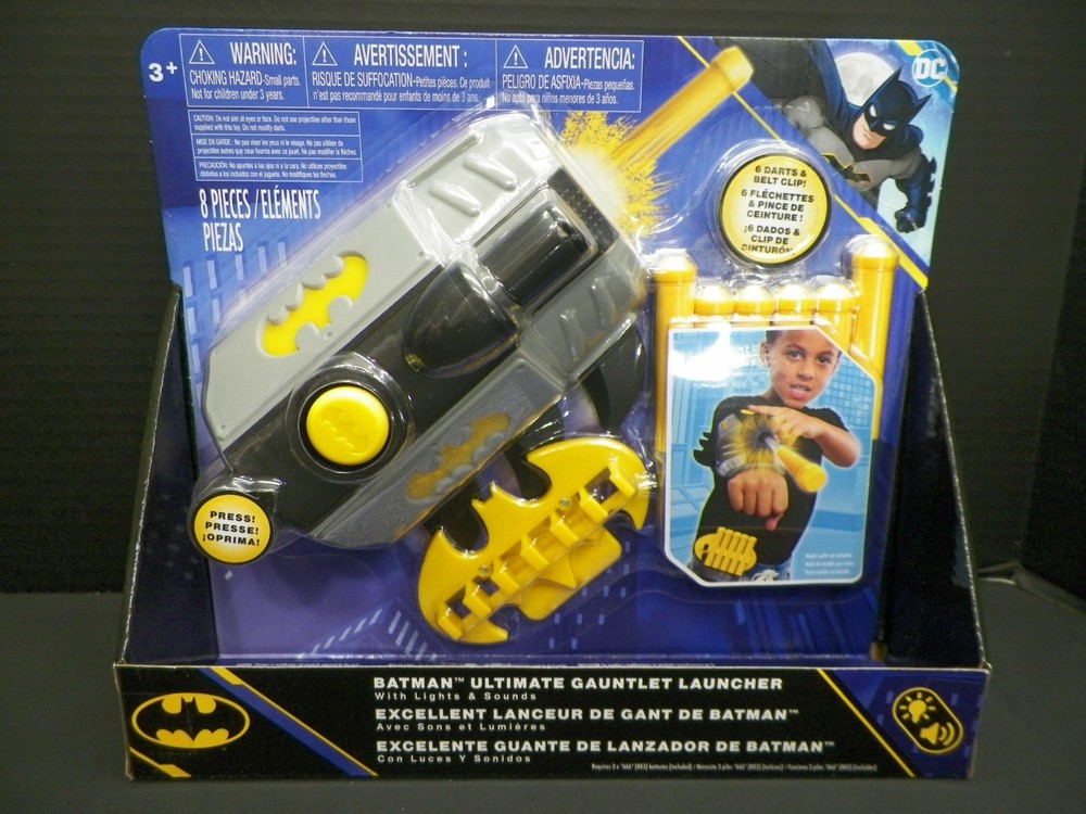 Batman Ultimate Gauntlet Launcher With Lights & Sounds DC Comics Interactive