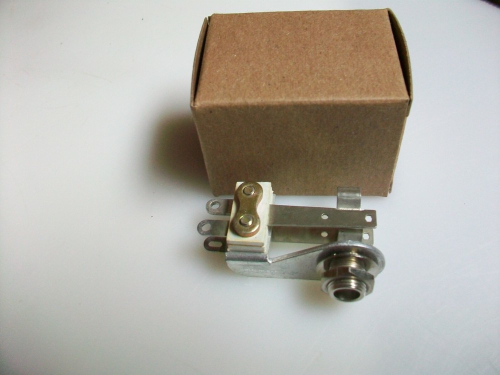 SWITCHCRAFT MIL SPEC 1/4" RIGHT ANGLE STEREO JACK