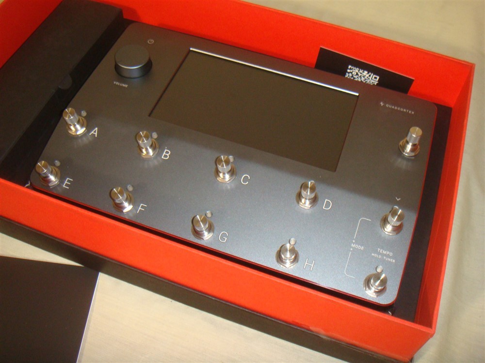 NEURAL DSP QUAD CORTEX DIGITAL AMP MODELING MULTI-EFFECTS FLOORBOARD W LOOPER