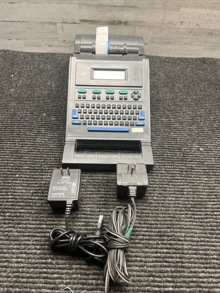 Used BRADY LS2000 Labeling System With case