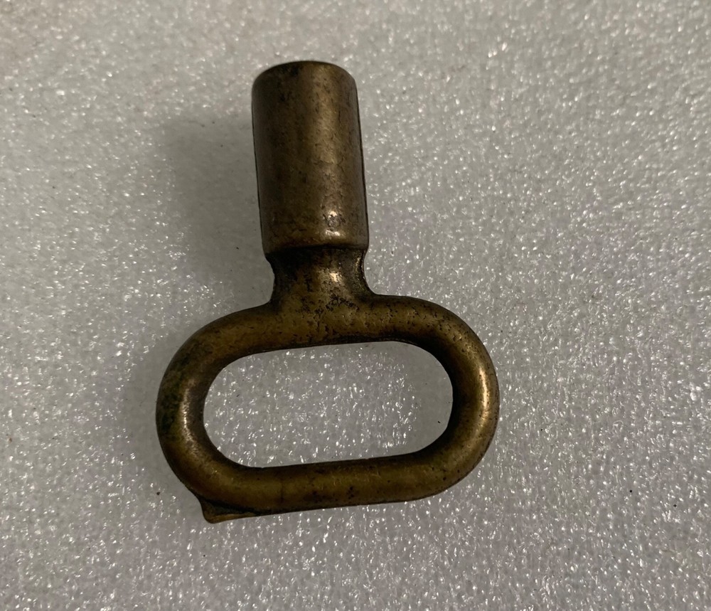 1X VINTAGE  BRASS Clock Key