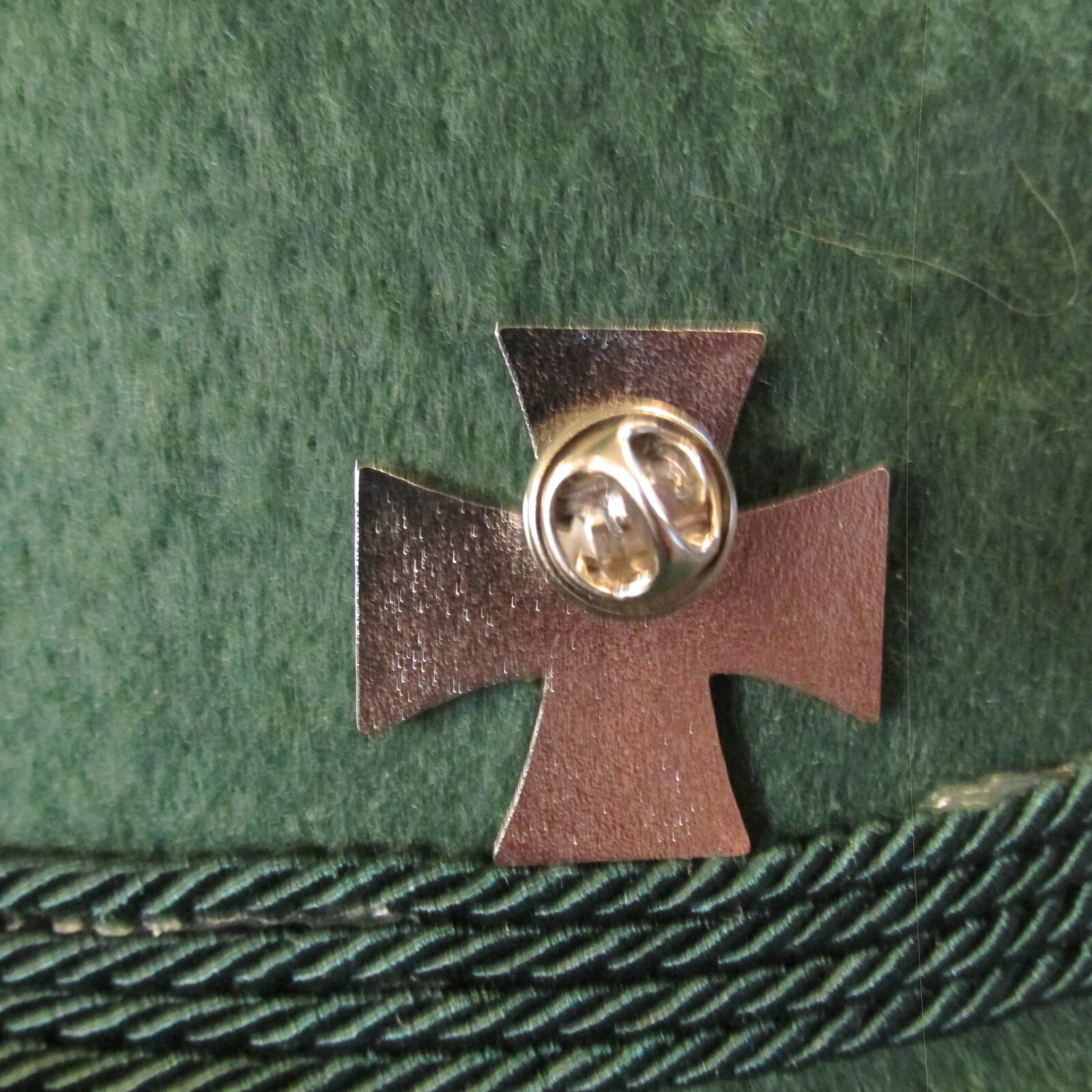 Iron Cross Enamel Military/German Hat Pin