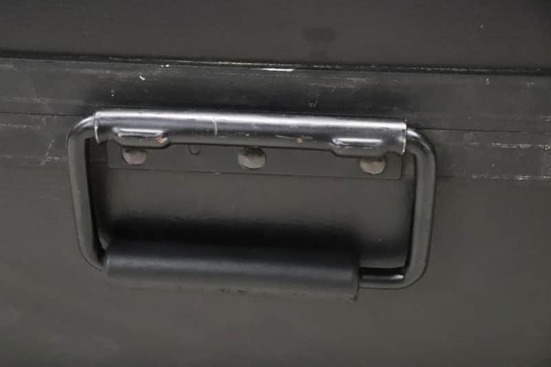 Parker Hard Rolling Case