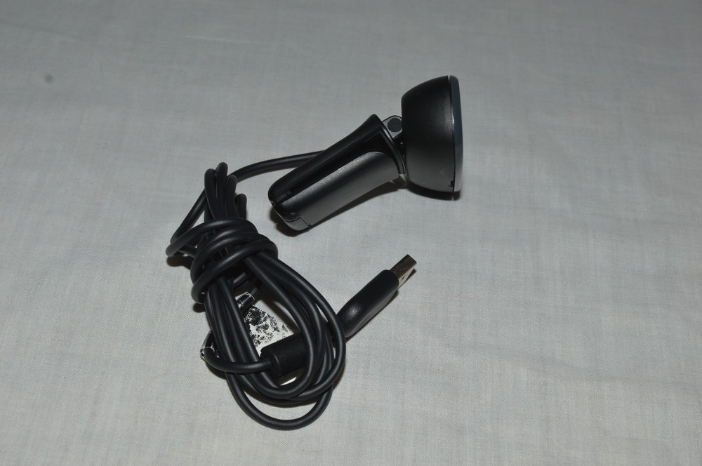 EUC Logitech C270 HD Webcam 720p Widescreen HD Video Calling +Light Correction