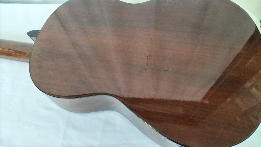 YAMAHA C-320 Classical Guitar