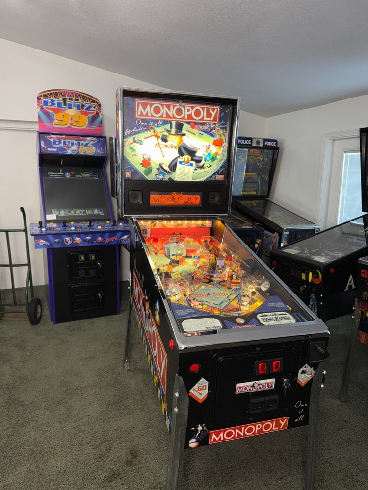 Platinum Edition Monopoly Pinball Machine