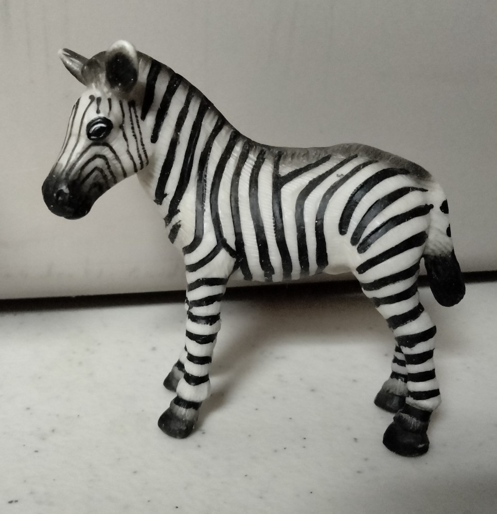 Schleich Animals 2 Zebras