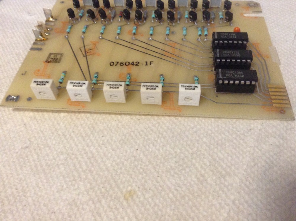 Bonton 076042-1F Board 566540E