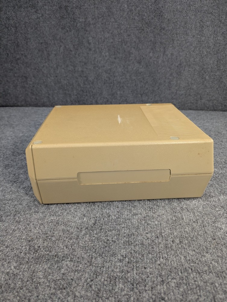 Atari 810 FLOPPY DISK DRIVE UNTESTED