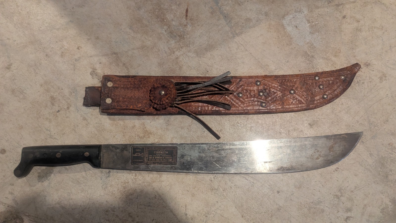 Vintage EL SALVADOR CORNETA Machete No 127 With Leather Scabbard 18" Blade