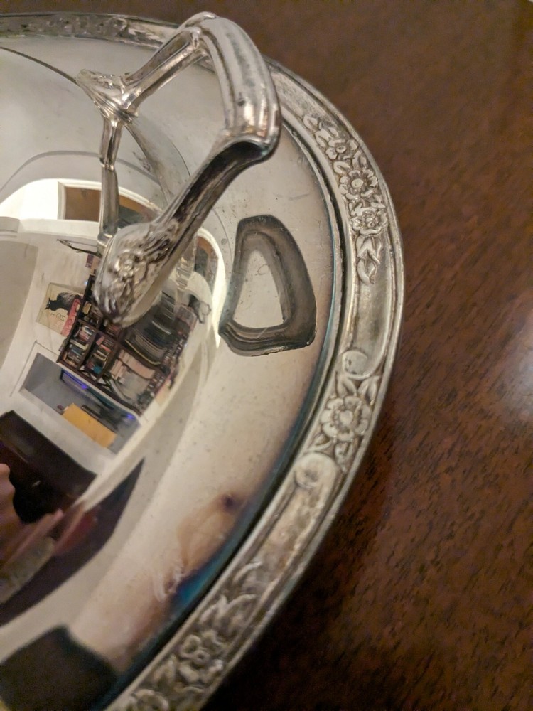 Vtg Silver Plated Serving Dish W/ Lid And Handles