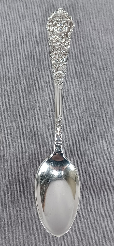 Antique Reed & Barton Trajan Pattern Sterling Silver 5 3/4 Inch Tea Spoon