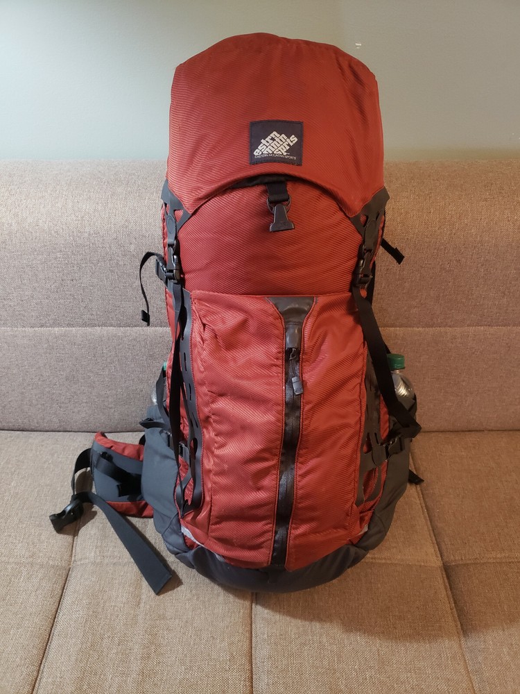 EMS EASTERN MOUNTAIN SPORTS High-Quality Internal Frame Backpack